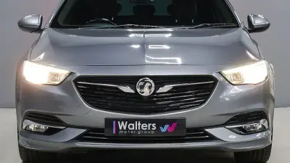 Second-hand Vauxhall Insignia Sport 170 CP (125 kW) 2020 Hatchback