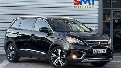 Usado Peugeot 5008 Allure 131 HP (96 kW) 2020 SUV
