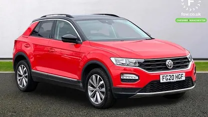 Used VW T-Roc Design 116 HP (85 kW) 2020 Red SUV