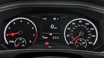 Usado VW T-Roc SE 150 HP (110 kW) 2020 SUV
