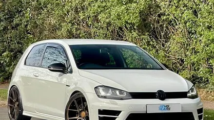 Used 2016 VW Golf VII R Hatchback | £10,949 (Super price)