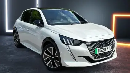 Second-hand Peugeot e-208 GTi 100 kW (136 CP) 2023 Hatchback