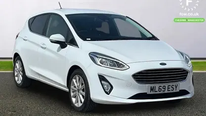 Used Ford Fiesta Titanium 125 HP (91 kW) 2019 White Hatchback