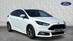 White Used 2017 Ford Focus ST Hatchback | £15,495 (Fair price)