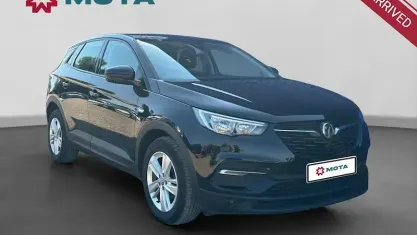 Used Vauxhall Grandland X 131 HP (96 kW) 2019 Black SUV