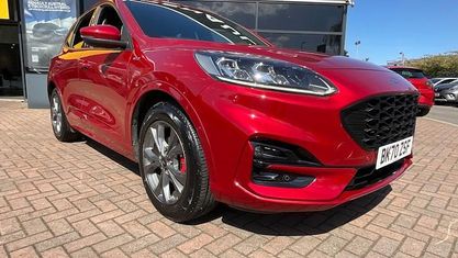 Usado Ford Kuga ST-Line 120 HP (88 kW) 2020 SUV
