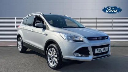 Usado Ford Kuga Titanium 150 HP (110 kW) 2016 SUV