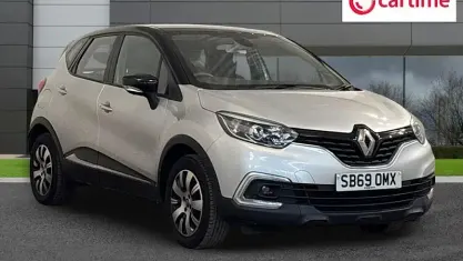 Used Renault Captur Play 90 HP (66 kW) 2019 Silver SUV