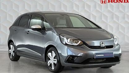 Używany Honda Jazz Hybrid 109 KM (80 kW) 2021 Szary Hatchback