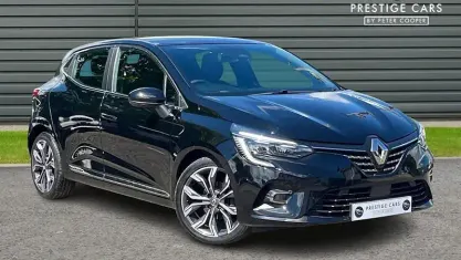 Used Renault Clio Version S 90 HP (66 kW) 2022 Hatchback
