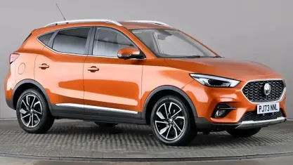 Used MG ZS Exclusive 106 HP (77 kW) 2023 Orange SUV