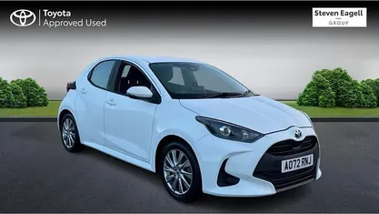 Used 2025 Toyota Yaris Hybrid Hatchback | £16,194 (Super price)