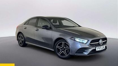 Begagnad Mercedes A250 AMG line 218 HK (160 kW) 2021 Grå Sedan