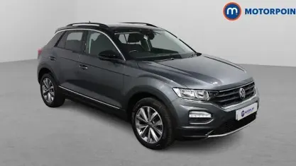 Usado VW T-Roc Design 110 HP (80 kW) 2021 Cinzento SUV
