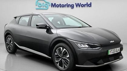 Begagnad Kia EV6 Air 167 kW (228 HK) 2023 Grå SUV