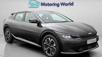 Begagnad Kia EV6 Air 167 kW (228 HK) 2023 Grå SUV