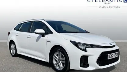 Used Suzuki Swace 140 HP (102 kW) 2024 Estate