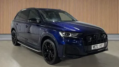 Used Audi Q7 Comfort 286 HP (210 kW) 2023 Blue SUV