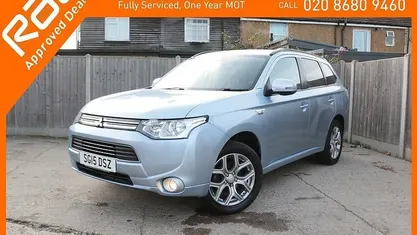 Blue Used 2015 Mitsubishi Outlander P-HEV Estate | £5,795 (Fair price)