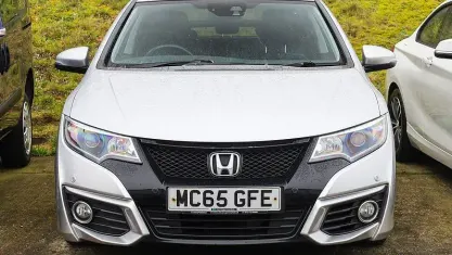 Used Honda Civic SE Plus 120 HP (88 kW) 2016 Silver Hatchback