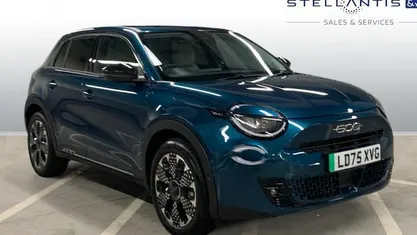 Green New 2025 Fiat 600E La Prima SUV | £21,290 (Fair price)