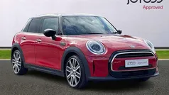 Red Used 2021 Mini Cooper Exclusive Hatchback | £16,300 (Fair price)