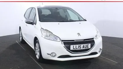 Used Peugeot 208 Style 82 HP (60 kW) 2014 Hatchback