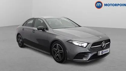 Begagnad Mercedes A180 Executive 136 HK (100 kW) 2022 Grå Sedan