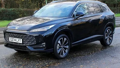 Used 2025 MG HS Trophy SUV | £18,995 (Fair price)