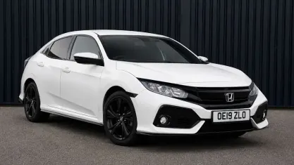 Used Honda Civic SR 126 HP (92 kW) 2019 White Hatchback