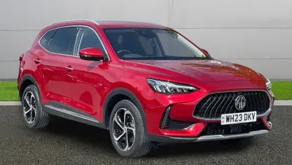 Begagnad MG HS Trophy 162 HK (119 kW) 2024 SUV