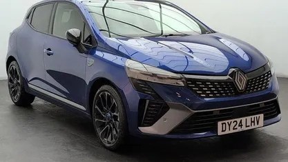 Red Used 2025 Renault Clio V Esprit Alpine Hatchback | £16,650 (Fair price)