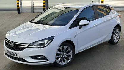 Used 2018 Vauxhall Astra Design Edition Hatchback | £4,995 (Fair price)