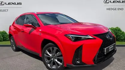 Usado Lexus UX 250h Sport Design Packet 184 HP (135 kW) 2024 SUV