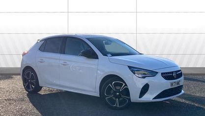Używany Vauxhall Corsa Edition 75 KM (55 kW) 2021 Biały Hatchback