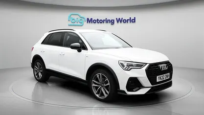 Begagnad Audi Q3 Black Edition 150 HK (110 kW) 2022 SUV