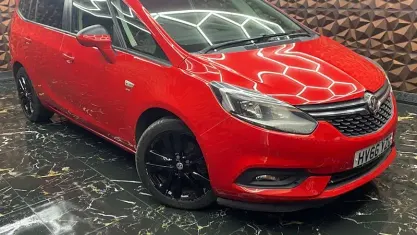 Used Vauxhall Zafira Tourer SRi 140 HP (102 kW) 2018 MPV