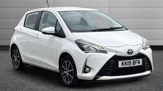 White Used 2019 Toyota Yaris Hatchback | £10,401 (Fair price)