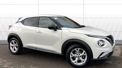 Used 2023 Nissan Juke N-Connecta SUV | £13,201 (Fair price)