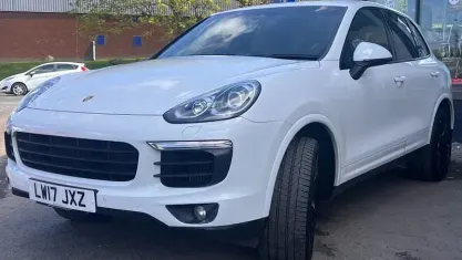 Used Porsche Cayenne Platinum Edition 262 HP (192 kW) 2017 White SUV