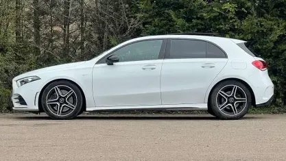 Used Mercedes A250 AMG Line Premium Plus 224 HP (164 kW) 2022 White Hatchback