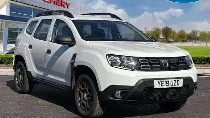 Begagnad Dacia Duster Essentiel 116 HK (85 kW) 2019 Vit SUV