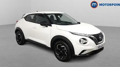 Used Nissan Juke N-Connecta 114 HP (83 kW) 2023 White SUV