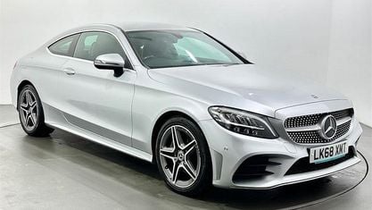 Usado Mercedes C200 AMG line 184 HP (135 kW) 2020 Coupé