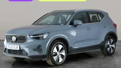 Used Volvo XC40 Core 211 HP (155 kW) 2022 Grey SUV
