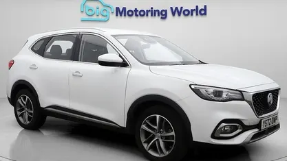 White Used 2022 MG HS Excite SUV | £14,600 (Fair price)