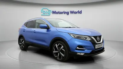 Używany Nissan Qashqai S 116 KM (85 kW) 2019 Niebieski SUV