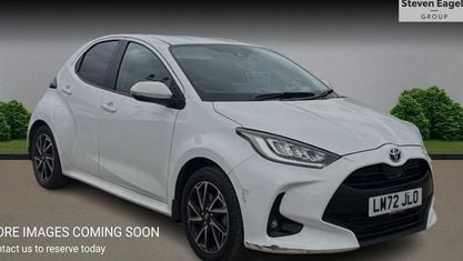 Usata Toyota Yaris Hybrid Design 116 CV (85 kW) 2026 Utilitaria