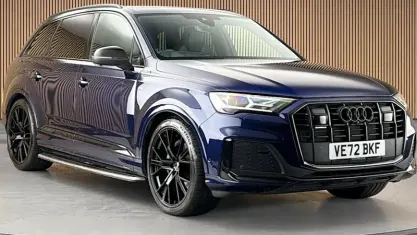 Used Audi Q7 Comfort 286 HP (210 kW) 2022 Blue SUV