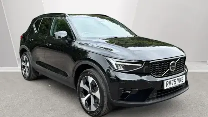 Used Volvo XC40 Plus 197 HP (144 kW) 2025 Black SUV